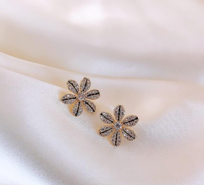 Sunflower Stud Earrings Alloy Lightweight Sparkling